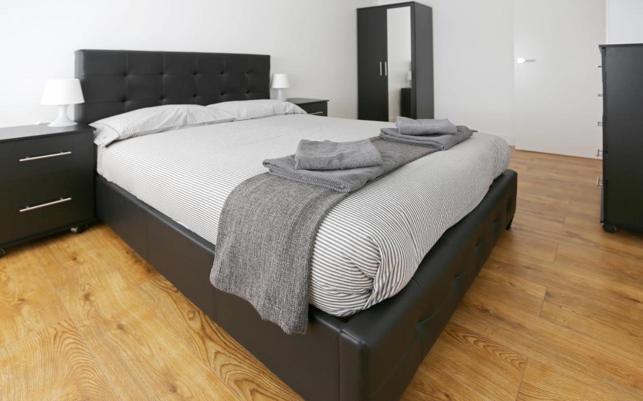 Radalco Apartments Χάνσλοου Εξωτερικό φωτογραφία