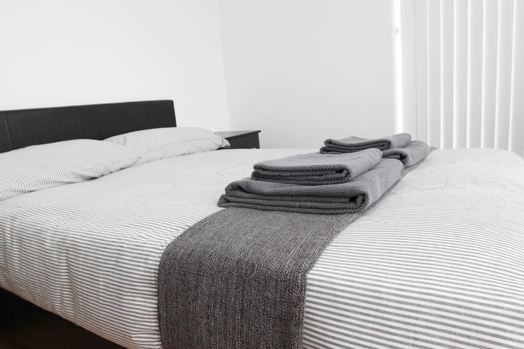 Radalco Apartments Χάνσλοου Δωμάτιο φωτογραφία