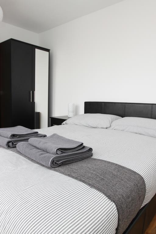 Radalco Apartments Χάνσλοου Δωμάτιο φωτογραφία