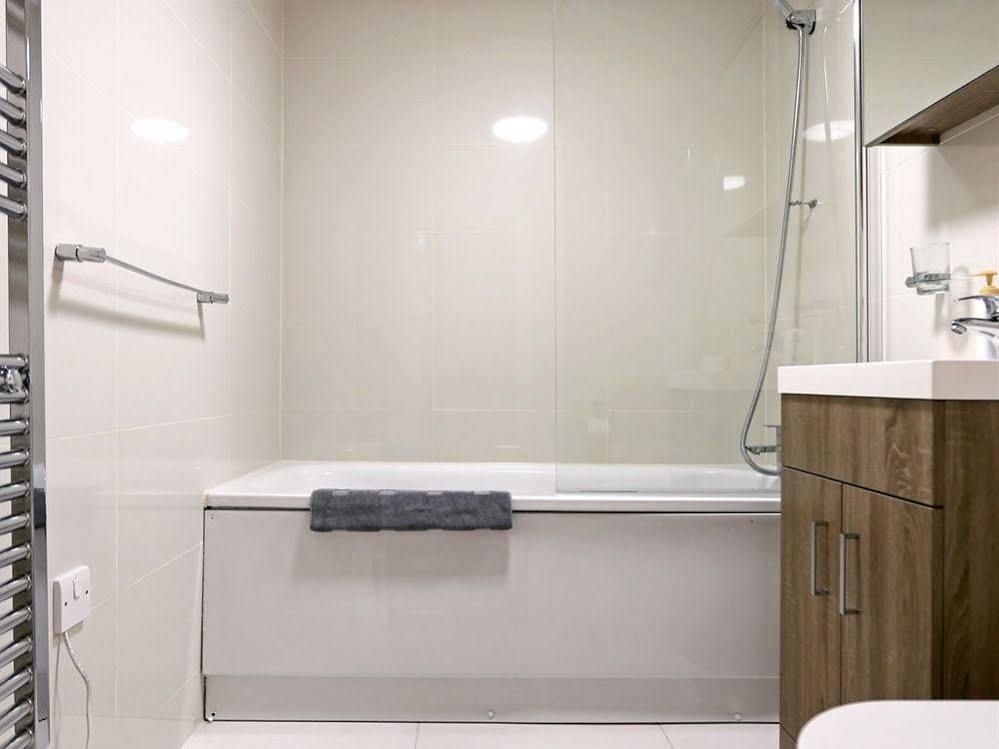Radalco Apartments Χάνσλοου Εξωτερικό φωτογραφία