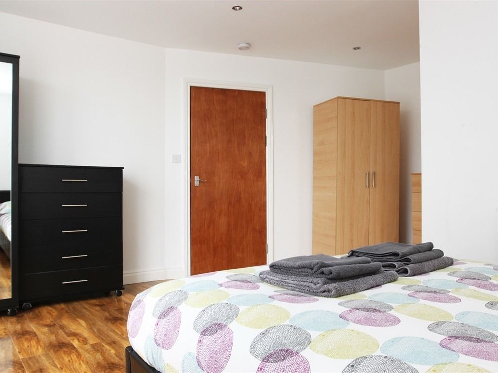 Radalco Apartments Χάνσλοου Εξωτερικό φωτογραφία