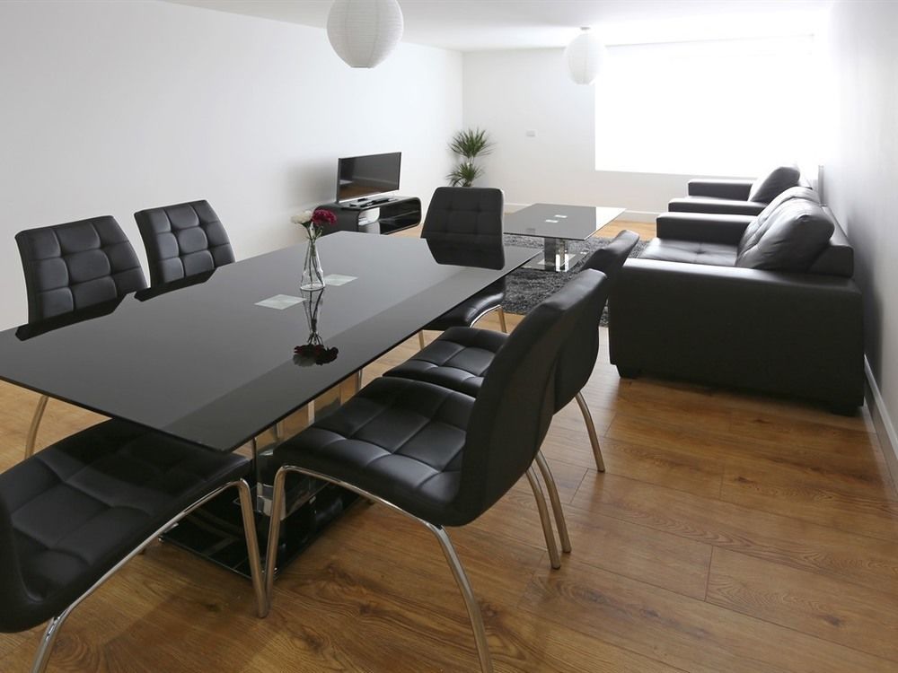 Radalco Apartments Χάνσλοου Εξωτερικό φωτογραφία