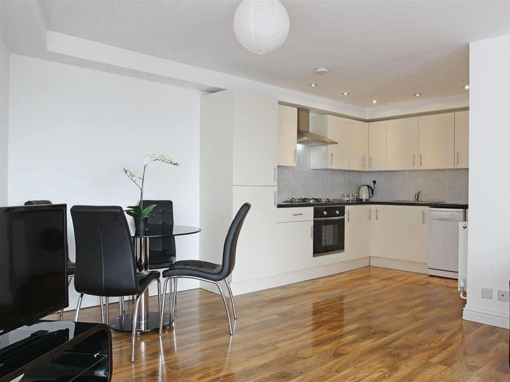 Radalco Apartments Χάνσλοου Εξωτερικό φωτογραφία