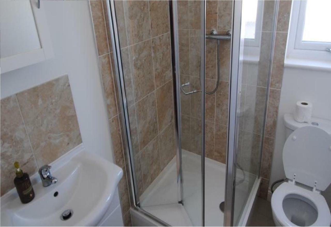 Radalco Apartments Χάνσλοου Δωμάτιο φωτογραφία