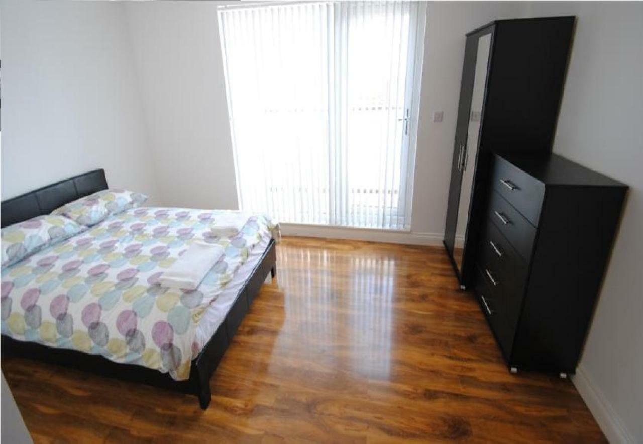 Radalco Apartments Χάνσλοου Δωμάτιο φωτογραφία