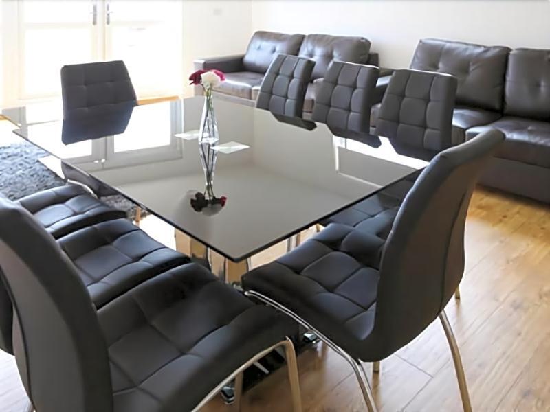 Radalco Apartments Χάνσλοου Εξωτερικό φωτογραφία